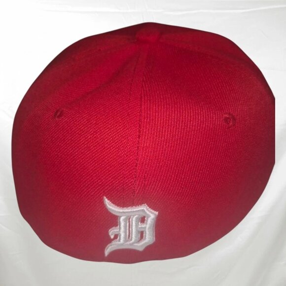 Detroit Hat Flat Bill Snapback Cap XXL Premium White Embroidered "D" Logo - Picture 2 of 4